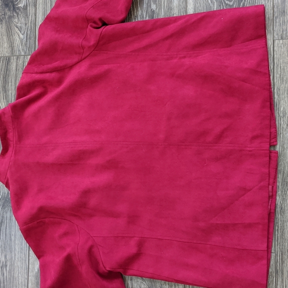 Studio Works Red Jacket - Picture 7 of 9